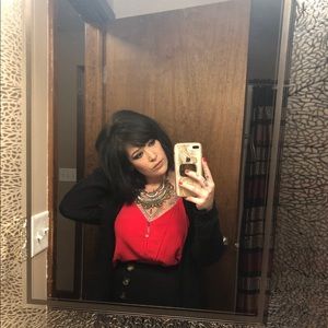 Meet your Posher, Cassandra